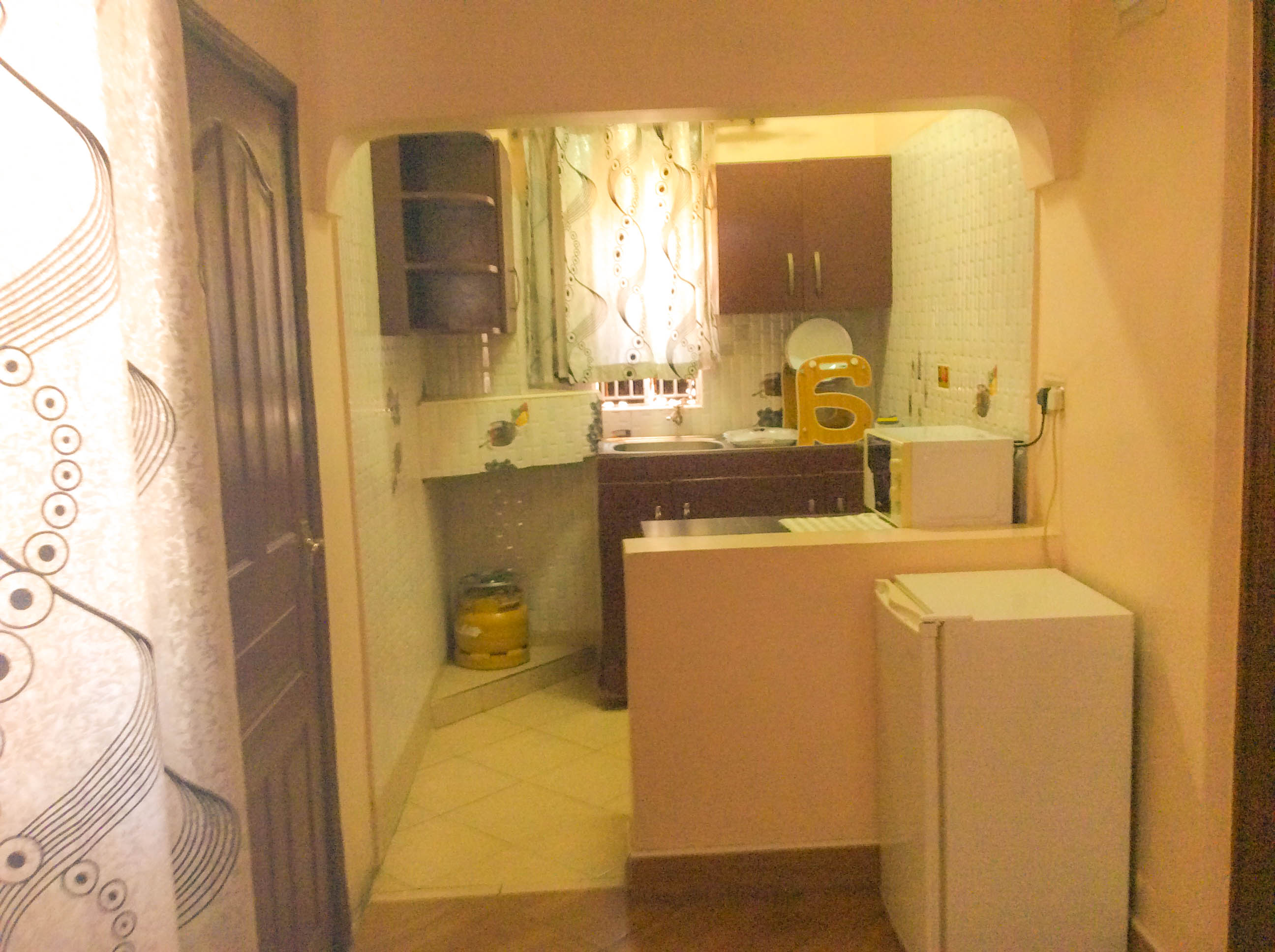 Leopard Suite - Image 2